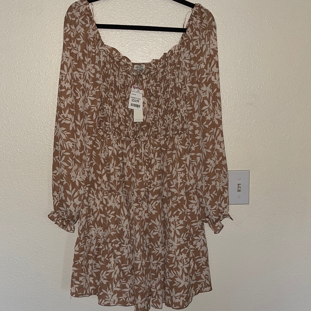 Women’s long sleeve dress